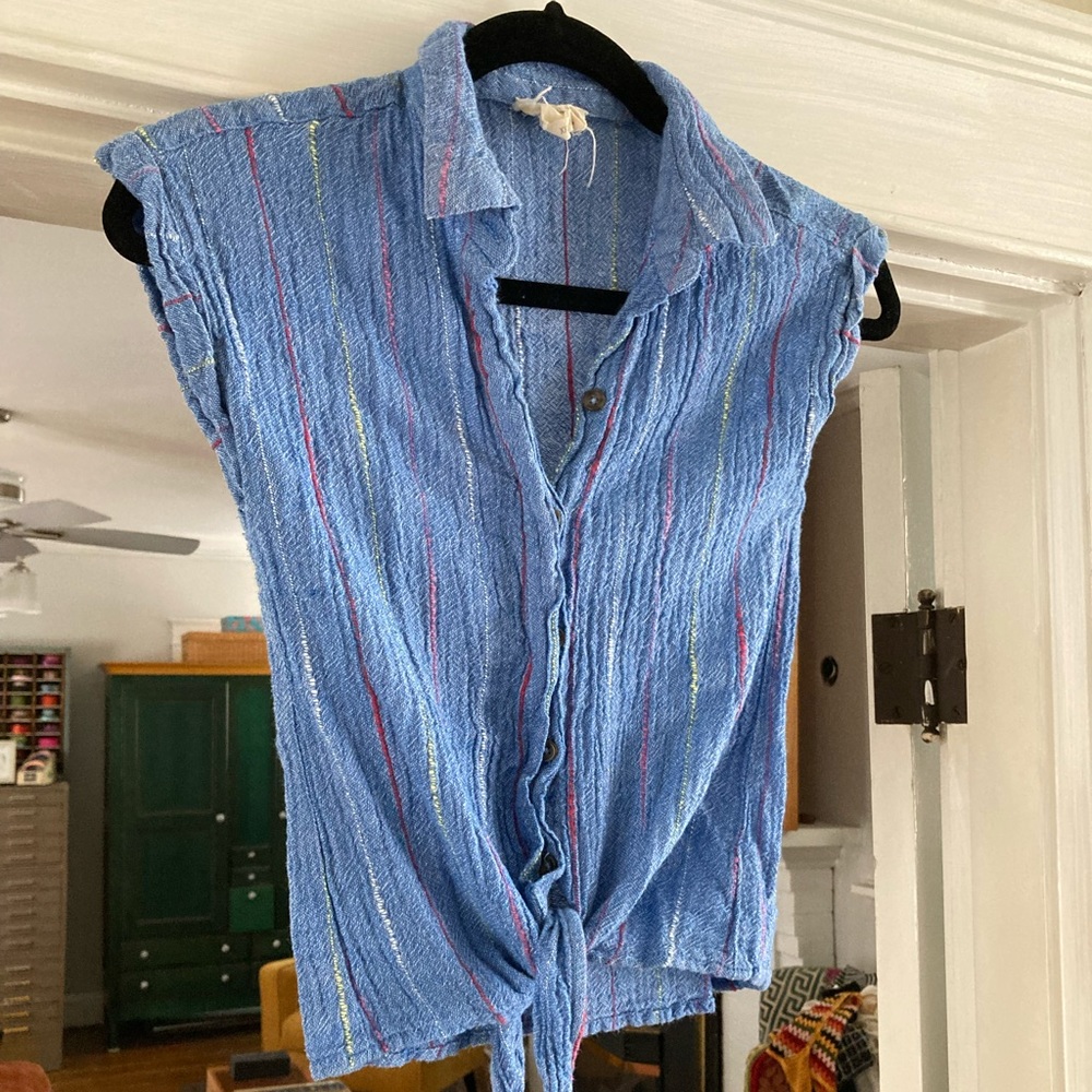Button down shirt sleeve